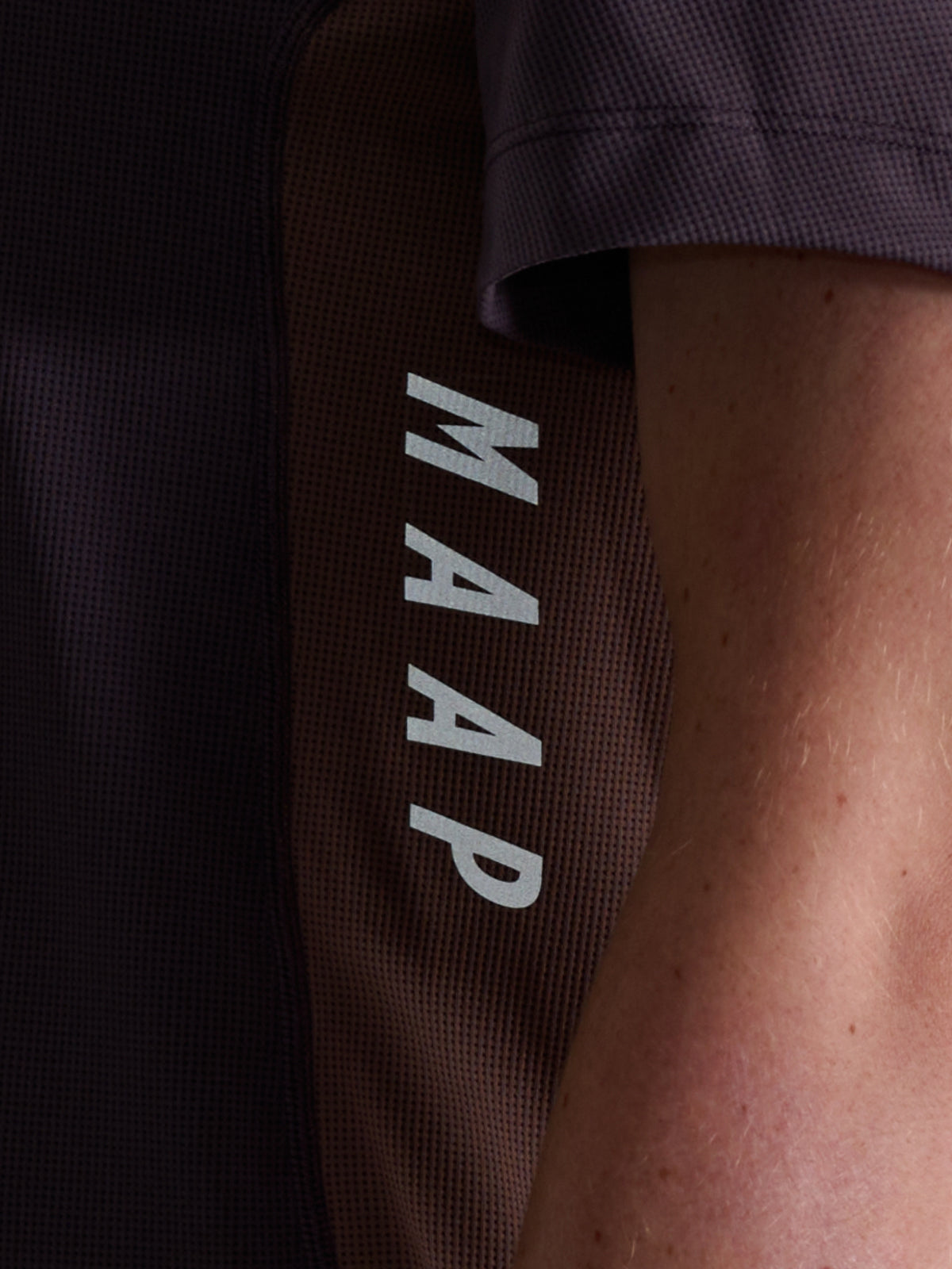 Women's Alt_Road™ Tech Tee